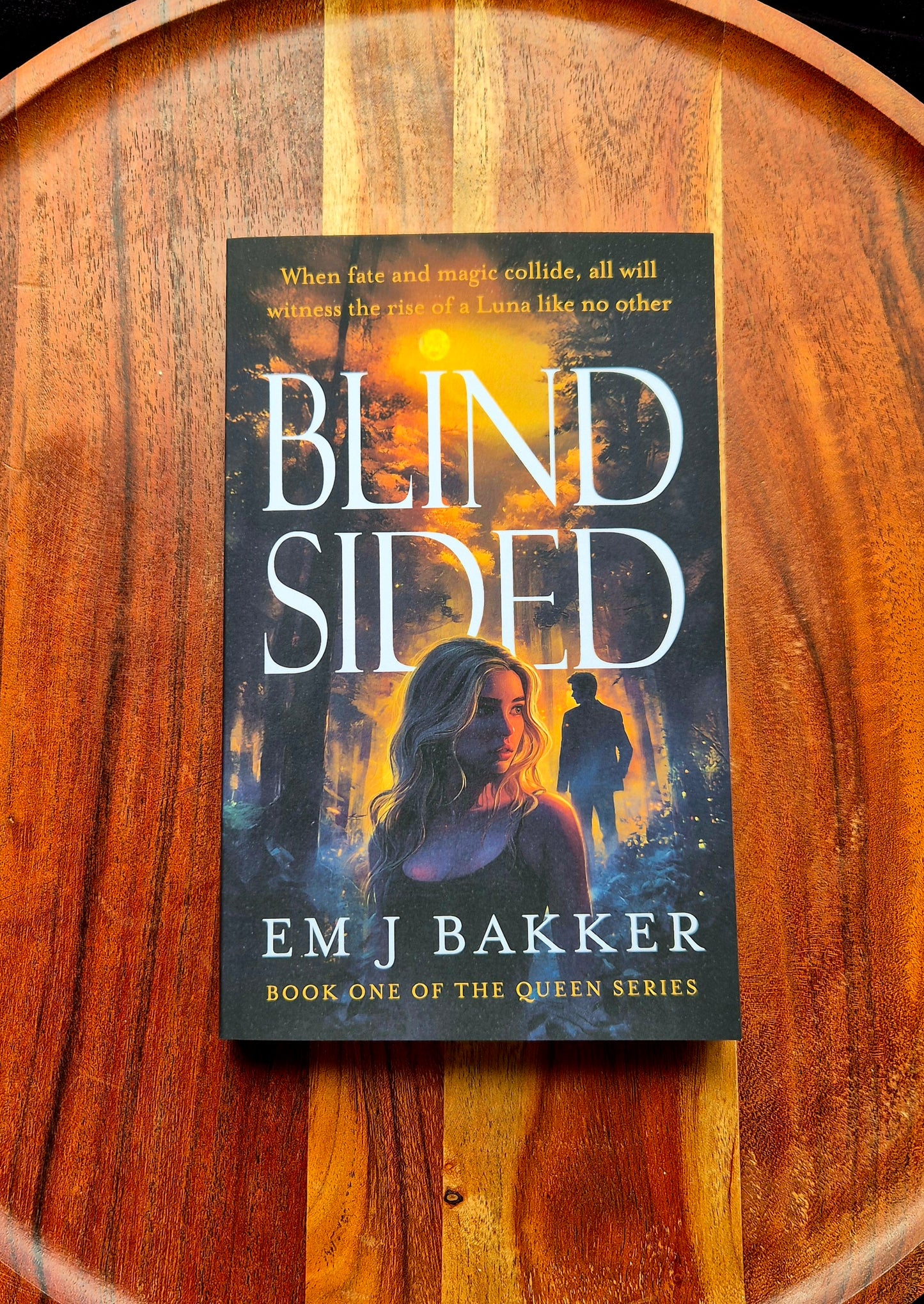 The Queen Series - Em J Bakker SIGNED