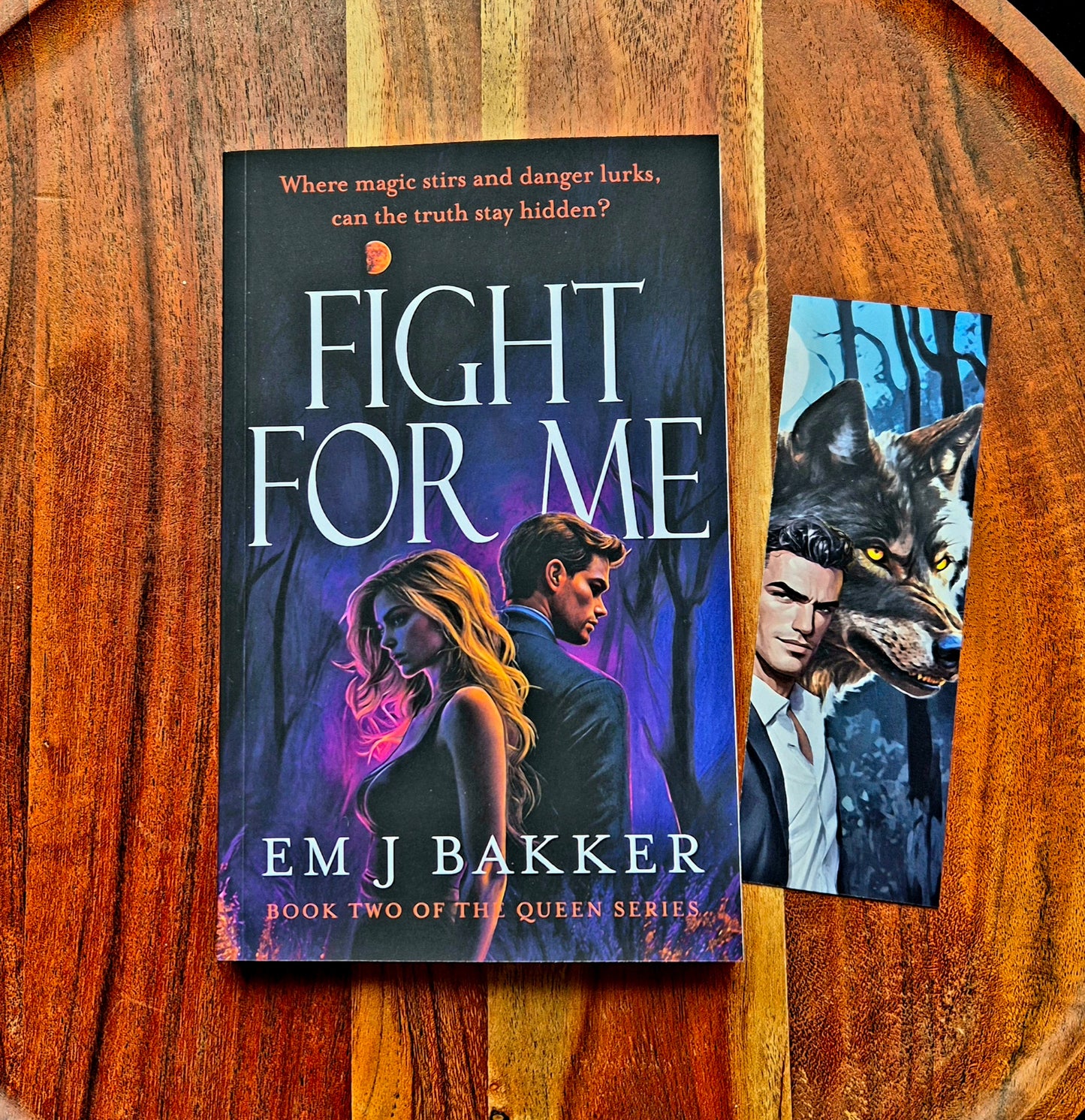 The Queen Series - Em J Bakker SIGNED